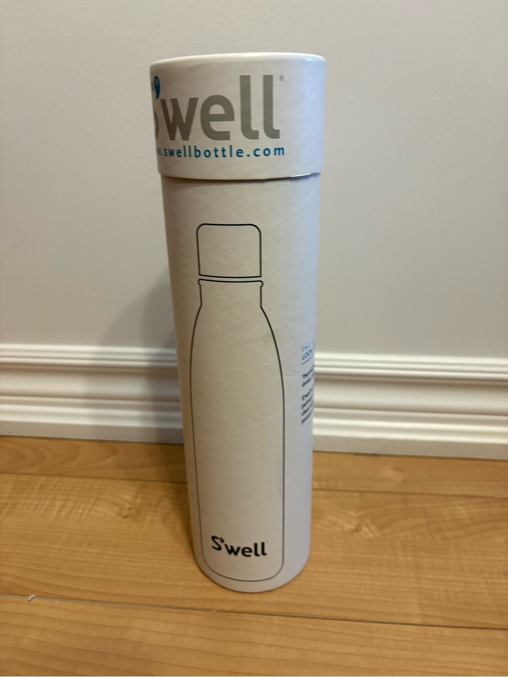 NWT S’Well Insulated Stainless Steel Water Bottle, 750ml